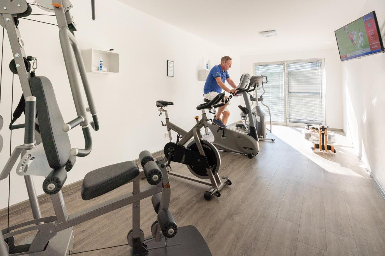 Appartement "Traumzeit" Mit Penthouseflair - Oase Am Haff Garz  Buitenkant foto