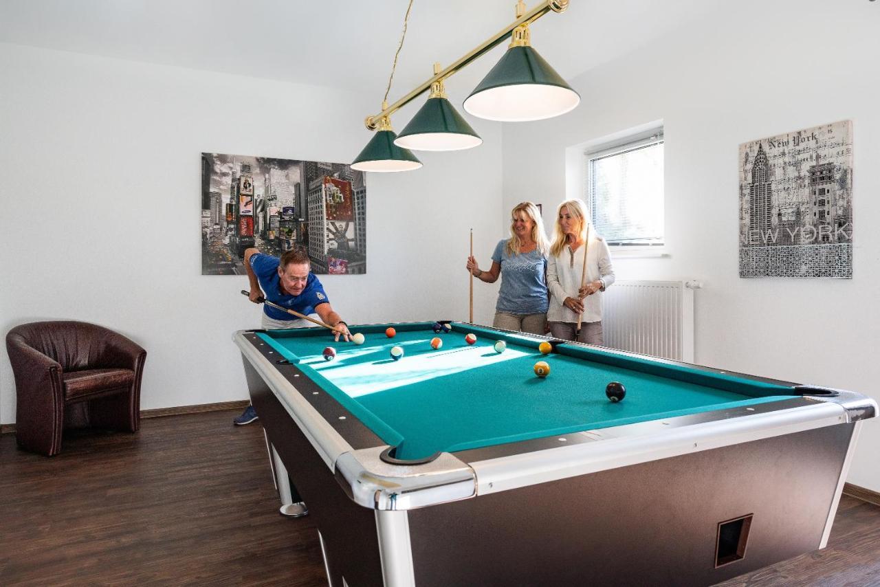 Appartement "Traumzeit" Mit Penthouseflair - Oase Am Haff Garz  Buitenkant foto